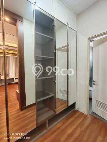 Hunian Mewah LB 219m2 Siap Pakai Desain Elegan di Gading Serpong, Tangerang Hunian Mewah LB 219m2 Siap Pakai Desain Elegan di Gading Serpong, Tangerang