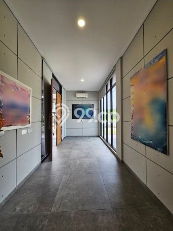 Rumah Mewah LB 500m2 Siap Huni Desain Elegan di Gading Serpong, Tangerang Rumah Mewah LB 500m2 Siap Huni Desain Elegan di Gading Serpong, Tangerang