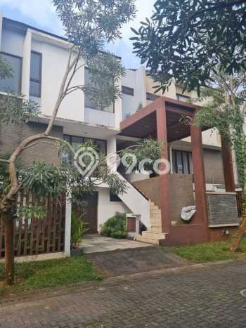 Rumah Mewah Dijual LT 128m2 di BSD, Tangerang Selatan Rumah Mewah Dijual LT 128m2 di BSD, Tangerang Selatan