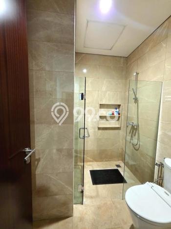 Hunian Apartemen Eksklusif untuk Dijual di Jakarta Selatan dengan 3 BR & 2 Kamar Mandi Hunian Apartemen Eksklusif untuk Dijual di Jakarta Selatan dengan 3 BR & 2 Kamar Mandi