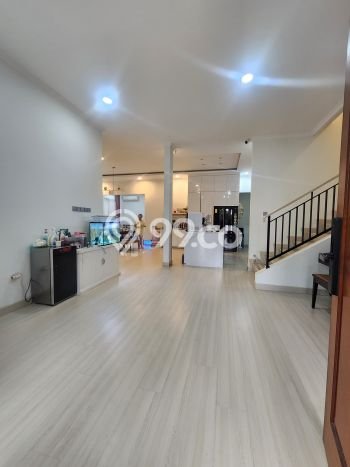 Rumah Elit Modern Siap Huni di Gading Serpong Tangerang Rumah Elit Modern Siap Huni di Gading Serpong Tangerang