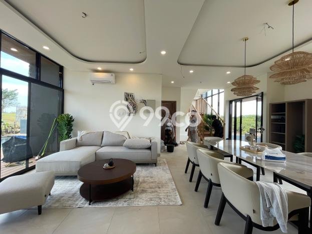 FOR SALE! Vila Kawasan , Area 202m2m², Posisi Premium FOR SALE! Vila Kawasan , Area 202m2m², Posisi Premium