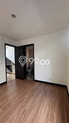 Hot Offer Hunian Premium Ideal dan Luas di BSD, Tangerang Selatan Hot Offer Hunian Premium Ideal dan Luas di BSD, Tangerang Selatan