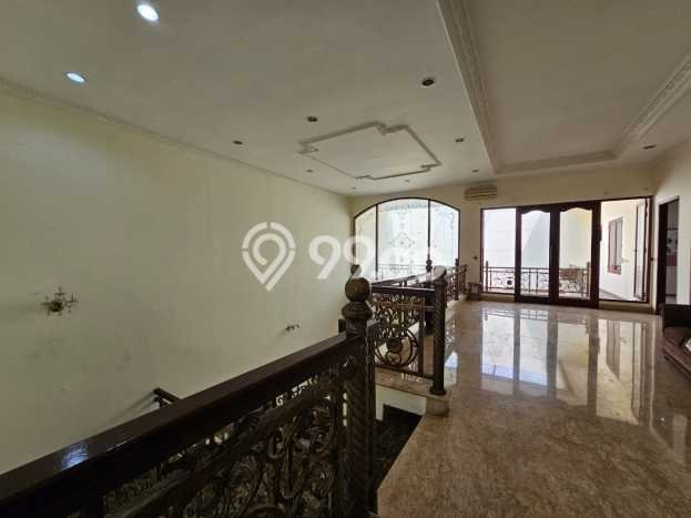 Rumah Luxury Modern Siap Huni di Gading Serpong Tangerang Rumah Luxury Modern Siap Huni di Gading Serpong Tangerang