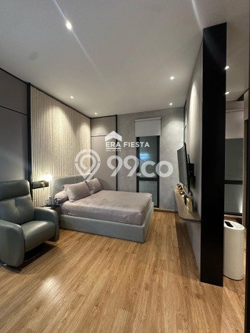 Ready to Use! Premium House LT 180m2 Desain Elegan di BSD City Ready to Use! Premium House LT 180m2 Desain Elegan di BSD City