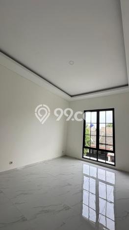 Dijual Rumah Eksklusif 4 KT di BSD, Tangerang Dijual Rumah Eksklusif 4 KT di BSD, Tangerang