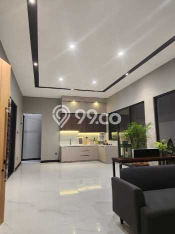 Jual Rumah Luas Elegan Dengan View Cantik di Gading Serpong, Tangerang Jual Rumah Luas Elegan Dengan View Cantik di Gading Serpong, Tangerang