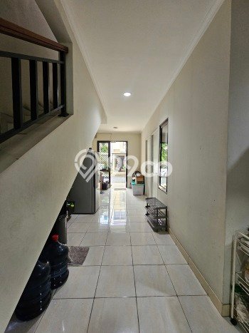 Kost Dijual di Gading Serpong dengan 8 KT dan Luas 145m2 Kost Dijual di Gading Serpong dengan 8 KT dan Luas 145m2