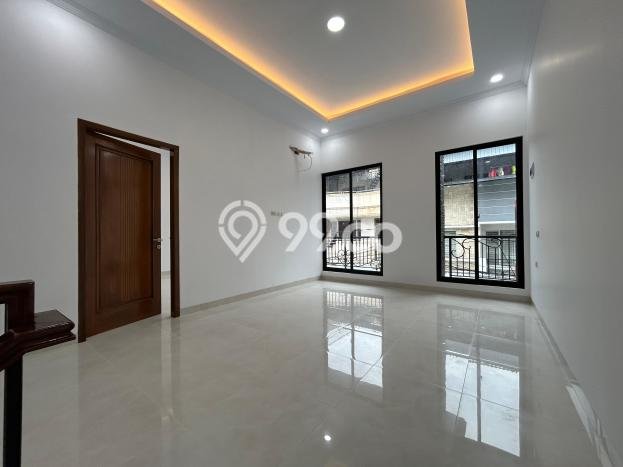 Hunian Mewah LB 300m2 Siap Pakai Desain Elegan di Muara Karang, Jakarta Utara Hunian Mewah LB 300m2 Siap Pakai Desain Elegan di Muara Karang, Jakarta Utara