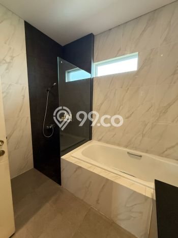 Hunian Mewah LB 263m2 Siap Huni Desain Elegan di Gading Serpong, Tangerang Hunian Mewah LB 263m2 Siap Huni Desain Elegan di Gading Serpong, Tangerang