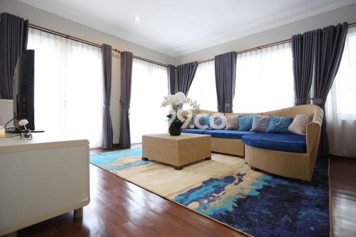 Siap Huni Hunian Elit 5 Kamar di Karawaci Dekat ke Mana Saja Siap Huni Hunian Elit 5 Kamar di Karawaci Dekat ke Mana Saja