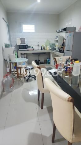Jual Rumah Eksklusif 2 KT di Gading Serpong, Tangerang Jual Rumah Eksklusif 2 KT di Gading Serpong, Tangerang