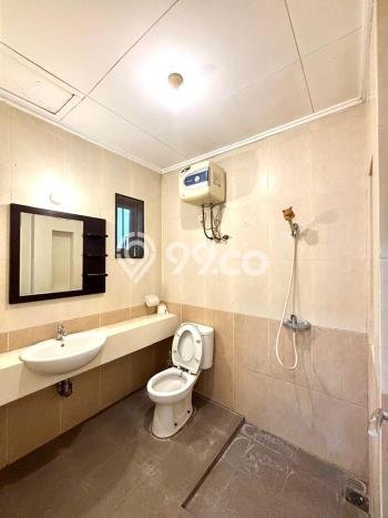 Rumah Lokasi Strategis kawasan , Tangerang, Luas 200m2m² Bangunan 167m2m² Rumah Lokasi Strategis kawasan , Tangerang, Luas 200m2m² Bangunan 167m2m²