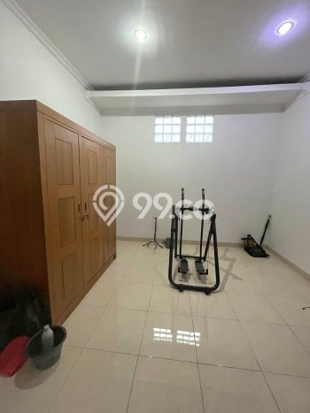 Ready to Use! Premium House LT 160m2 Desain Elegan di Alam Sutera Ready to Use! Premium House LT 160m2 Desain Elegan di Alam Sutera