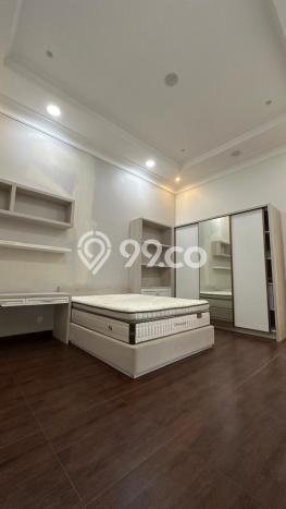 Dijual Rumah Mewah Elegan Dengan View Cantik di BSD, Tangerang Dijual Rumah Mewah Elegan Dengan View Cantik di BSD, Tangerang