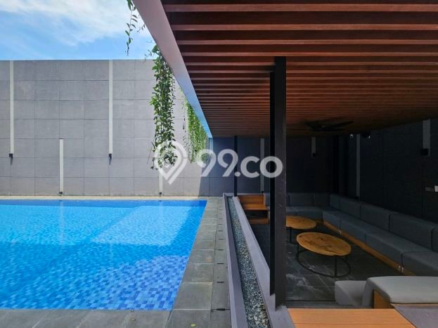 Rumah Mewah LB 700m2 Siap Pakai Desain Elegan di BSD City, Tangerang Rumah Mewah LB 700m2 Siap Pakai Desain Elegan di BSD City, Tangerang