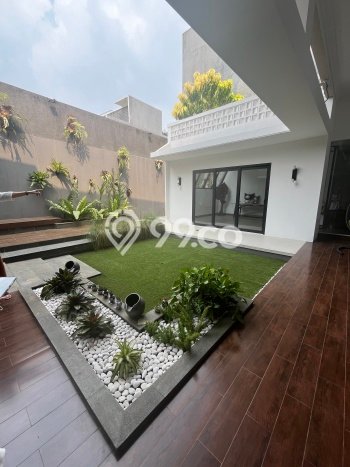 Jual Rumah Luas Megah Dengan View Eksklusif di Gading Serpong, Tangerang Jual Rumah Luas Megah Dengan View Eksklusif di Gading Serpong, Tangerang