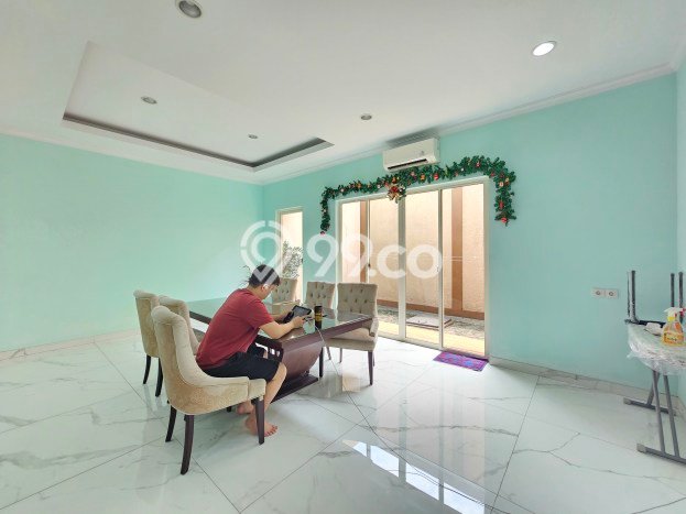 Rumah Luxury Modern Tanpa Renovasi di Gading Serpong Tangerang Rumah Luxury Modern Tanpa Renovasi di Gading Serpong Tangerang