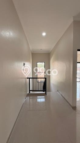 Jual Rumah Favorit Siap Huni LB 180m2 di BSD, Tangerang Selatan Jual Rumah Favorit Siap Huni LB 180m2 di BSD, Tangerang Selatan