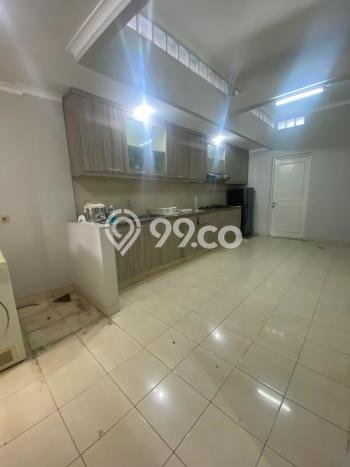 Siap Huni Hunian Elit 5 Kamar di Karawaci Dekat ke Mana Saja Siap Huni Hunian Elit 5 Kamar di Karawaci Dekat ke Mana Saja