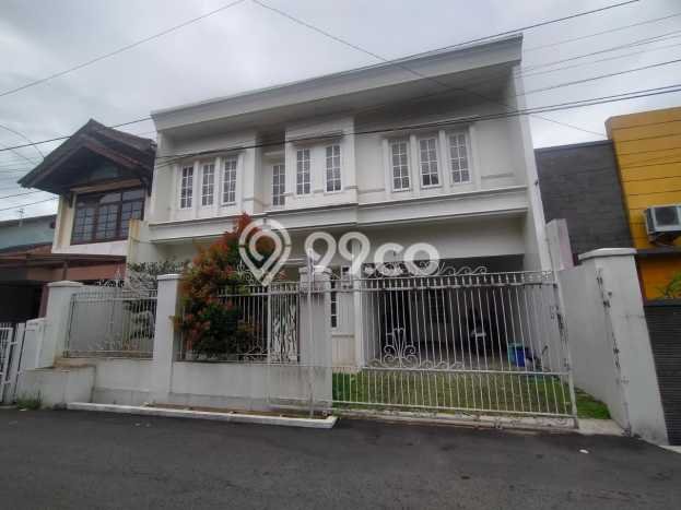 Rumah Strategis Modern Lb 220m2 di Margahayu, Bandung Rumah Strategis Modern Lb 220m2 di Margahayu, Bandung