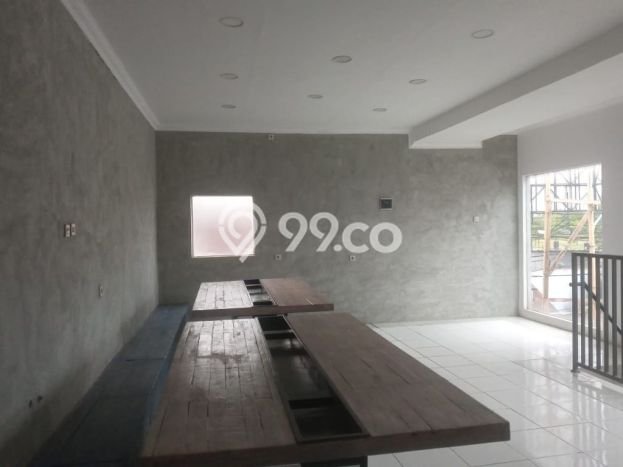 Komersial Bagus LT 236m2 LB 191m2 Dijual di Batununggal Bandung Komersial Bagus LT 236m2 LB 191m2 Dijual di Batununggal Bandung