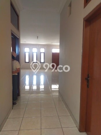 Unit Ruko Dijual di Bandung LT 137m2 & LB 300m2 Unit Ruko Dijual di Bandung LT 137m2 & LB 300m2