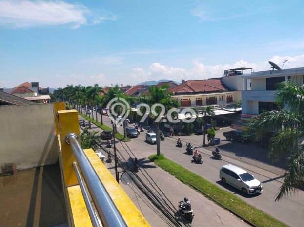 Unit Ruko Dijual di Bandung LT 137m2 & LB 300m2 Unit Ruko Dijual di Bandung LT 137m2 & LB 300m2