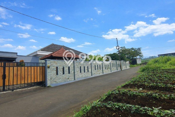 Jual Rumah Favorit Siap Huni LB 300m2 di Pamijahan, Bogor Jual Rumah Favorit Siap Huni LB 300m2 di Pamijahan, Bogor