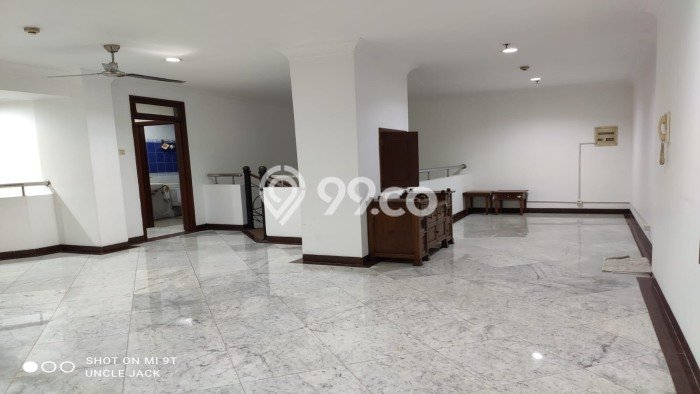 Apartemen Eksklusif Dijual di Senen, Jakarta Pusat Punya 4 Kamar & 3 Kamar Mandi Apartemen Eksklusif Dijual di Senen, Jakarta Pusat Punya 4 Kamar & 3 Kamar Mandi