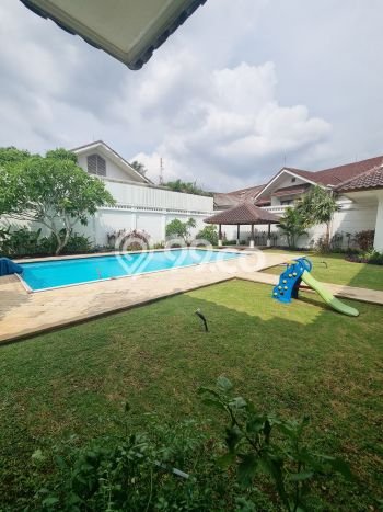 Dijual Rumah Mewah Megah Dengan View Cantik di Pejaten, Jakarta Selatan Dijual Rumah Mewah Megah Dengan View Cantik di Pejaten, Jakarta Selatan