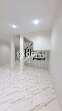 Rumah Elit Modern Siap Huni di Cirendeu Jakarta Selatan Rumah Elit Modern Siap Huni di Cirendeu Jakarta Selatan