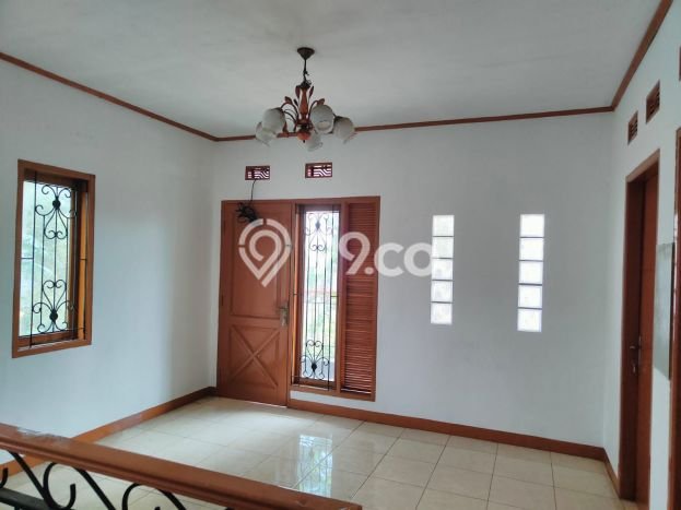 Jual Rumah Minimalis Bagus Punya 4 KT di Babakan Ciparay Bandung SHM Jual Rumah Minimalis Bagus Punya 4 KT di Babakan Ciparay Bandung SHM