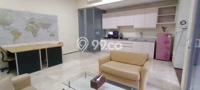Rumah Mewah Akses Strategis di Jakarta Selatan Full Furnished Rumah Mewah Akses Strategis di Jakarta Selatan Full Furnished