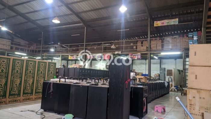 PELUANG EMAS! Gudang di Tanah Tinggi, Luas 696m2m², Potensi Profit Tinggi PELUANG EMAS! Gudang di Tanah Tinggi, Luas 696m2m², Potensi Profit Tinggi