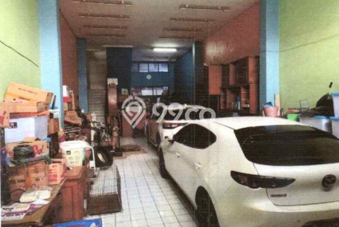 Ruko Dijual di Jakarta Barat LT 240m2 & LB 700m2 Lokasi Terbaik! Ruko Dijual di Jakarta Barat LT 240m2 & LB 700m2 Lokasi Terbaik!