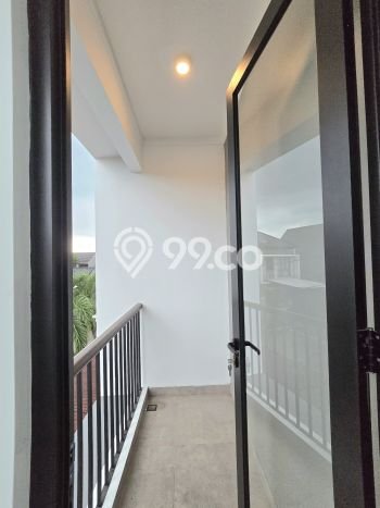 Rumah 3 Kamar Dekat dengan Akses Transportasi, Tangerang Selatan - Lokasi Strategis Rumah 3 Kamar Dekat dengan Akses Transportasi, Tangerang Selatan - Lokasi Strategis
