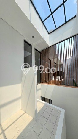 Rumah Elit Modern Tanpa Renovasi di Bintaro Jakarta Selatan Rumah Elit Modern Tanpa Renovasi di Bintaro Jakarta Selatan