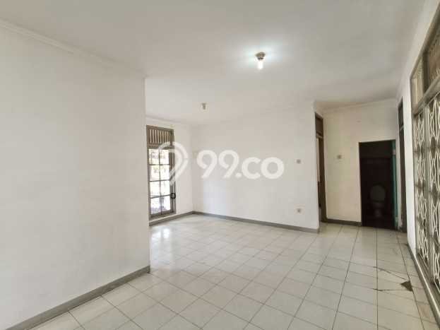 Jual Rumah Eksklusif 2 KT di Sektor 5 - Bintaro, Tangerang Selatan Jual Rumah Eksklusif 2 KT di Sektor 5 - Bintaro, Tangerang Selatan