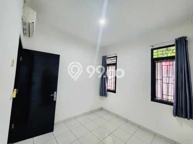 Rumah Berkelas LT 72m² / LB 55m² di Kawasan Asri Pondok Aren, Tangerang Selatan Rumah Berkelas LT 72m² / LB 55m² di Kawasan Asri Pondok Aren, Tangerang Selatan