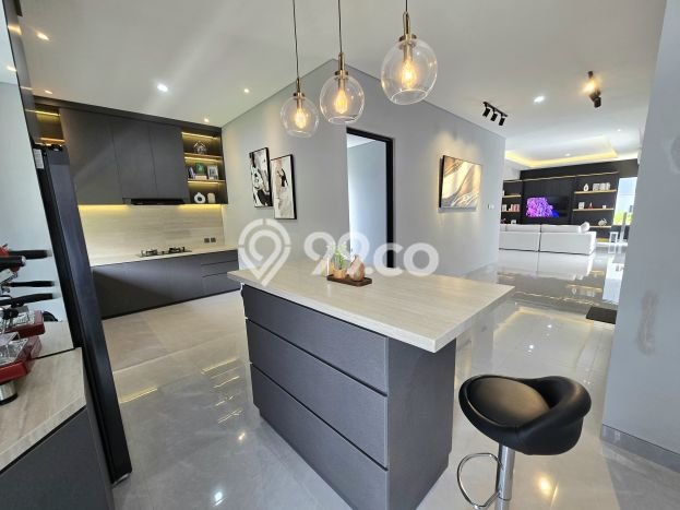 Ready to Use! Premium House LT 344m2 Desain Modern di BSD City Ready to Use! Premium House LT 344m2 Desain Modern di BSD City