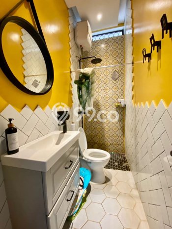 Rumah Nyaman dengan 3 Kamar Tidur dan 3 Kamar Mandi di Area Bintaro, Tangerang Selatan Rumah Nyaman dengan 3 Kamar Tidur dan 3 Kamar Mandi di Area Bintaro, Tangerang Selatan