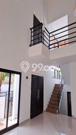 Rumah Sewa Tangerang Selatan LT 300m2 LB 110m2 Kawasan Bintaro Rumah Sewa Tangerang Selatan LT 300m2 LB 110m2 Kawasan Bintaro