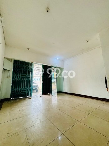 KAWASAN BISNIS! Ruko di BSD, Luas 450m², Akses Utama KAWASAN BISNIS! Ruko di BSD, Luas 450m², Akses Utama