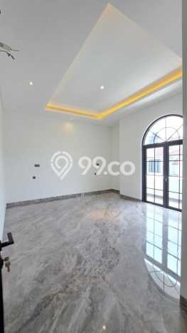 Jual Rumah Mewah Elegan Dengan View Cantik di Sektor 9-Bintaro, Tangerang Selatan Jual Rumah Mewah Elegan Dengan View Cantik di Sektor 9-Bintaro, Tangerang Selatan