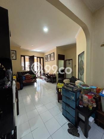 Rumah Modern 2 KT di Sektor 9-Bintaro Tangerang Selatan Semi Furnished Rumah Modern 2 KT di Sektor 9-Bintaro Tangerang Selatan Semi Furnished