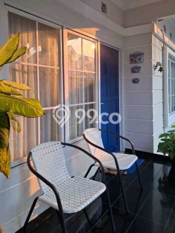 For Sale Hunian Rumah Terawat 2 KT di Sektor 9-Bintaro, Tangerang Selatan For Sale Hunian Rumah Terawat 2 KT di Sektor 9-Bintaro, Tangerang Selatan