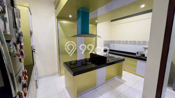Rumah Mewah LB 296m2 Siap Huni Desain Elegan di Bintaro, Tangerang Selatan Rumah Mewah LB 296m2 Siap Huni Desain Elegan di Bintaro, Tangerang Selatan