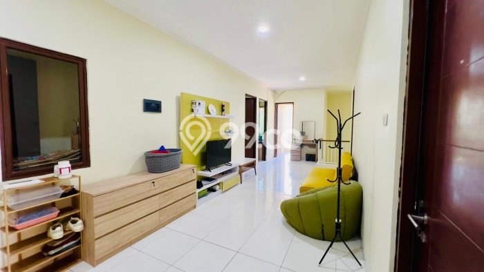 Rumah Mewah LB 296m2 Siap Huni Desain Elegan di Bintaro, Tangerang Selatan Rumah Mewah LB 296m2 Siap Huni Desain Elegan di Bintaro, Tangerang Selatan