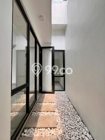 Rumah Elit Modern Siap Huni di Sektor 9-Bintaro Tangerang Selatan Rumah Elit Modern Siap Huni di Sektor 9-Bintaro Tangerang Selatan
